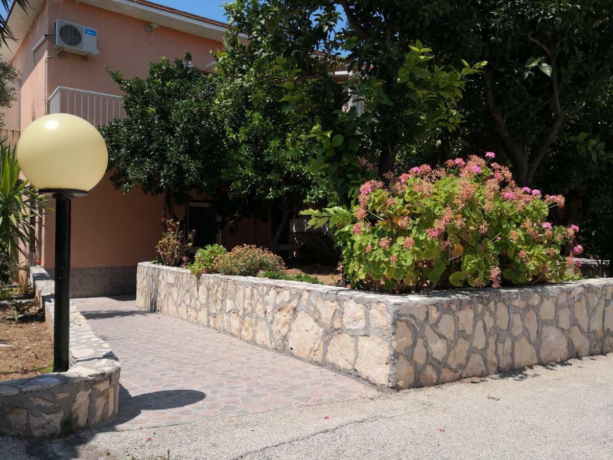Villaggio Mare Blu 3*